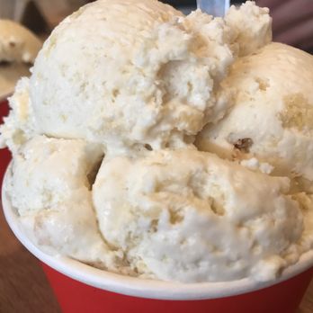 Wondermade - Honey Cornbread Ice Cream - Ice Cream & Frozen Yogurt Near Me - Sanford, Florida
