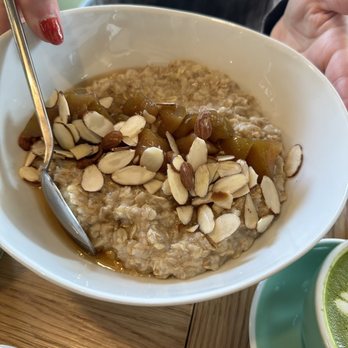 Lele Cake - Oatmeal with Caramelized Peaches and Nuts - Coffee & Tea Near Me - Los Gatos, California