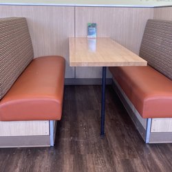Taco Time - Another dirty table.
