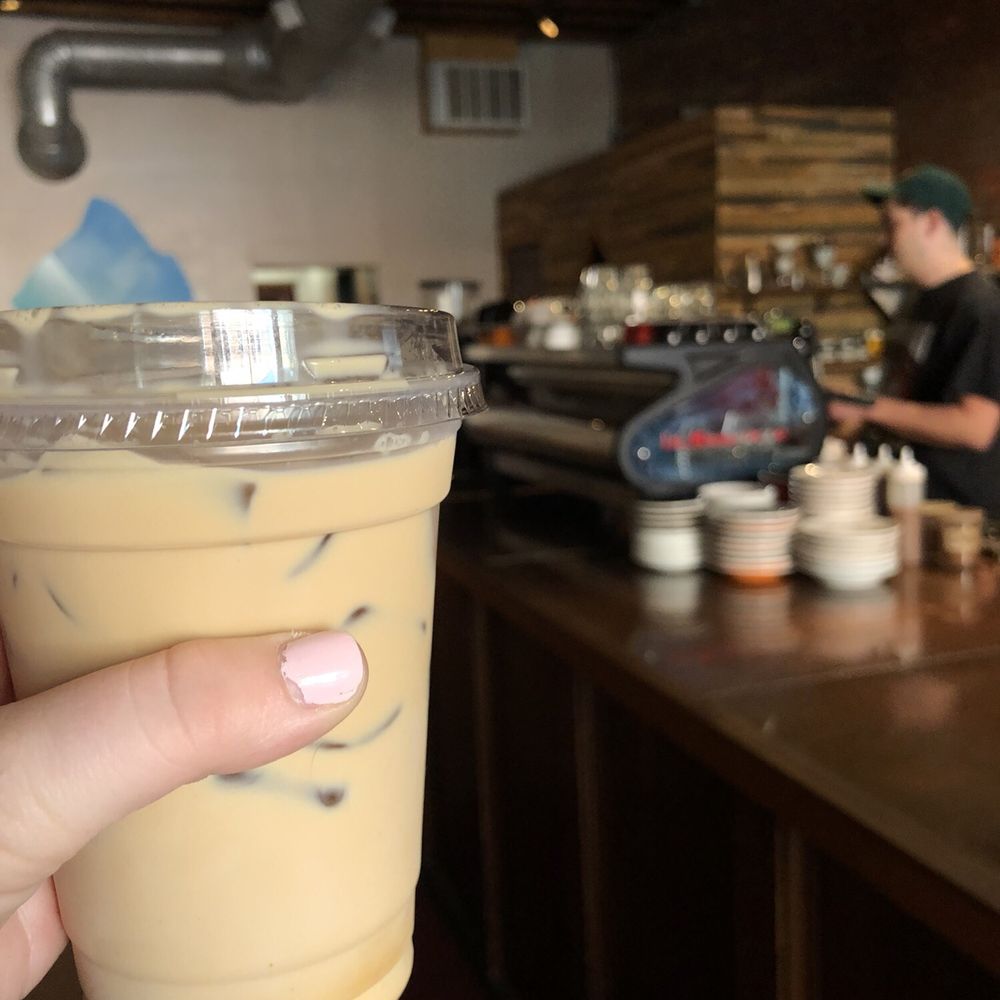 Espresso a Mano - Coffee & Tea Near Me - Pittsburgh, Pennsylvania Espresso a Mano - Coffee & Tea Near Me - Pittsburgh, Pennsylvania