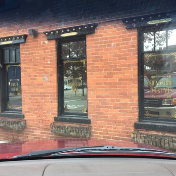 Third and Main - Gorgeous brick outside - American Near Me - Aurora, Indiana
