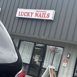 Lucky nails studio - NEVER COME HERE AGAIN ! Made me come up here to to send me right back out !!