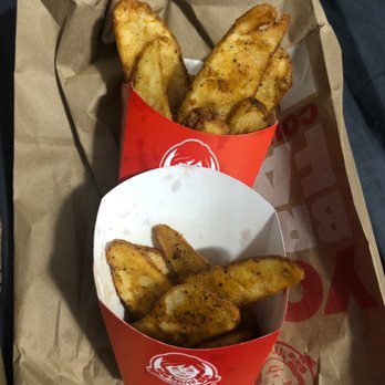 Wendy's - Seasoned Potatoes - Burgers Near Me - Pawtucket, Rhode Island