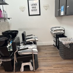 The Hair Company - Wash area