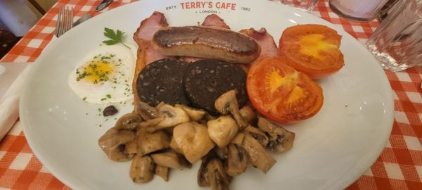 Terry's Cafe | London by null