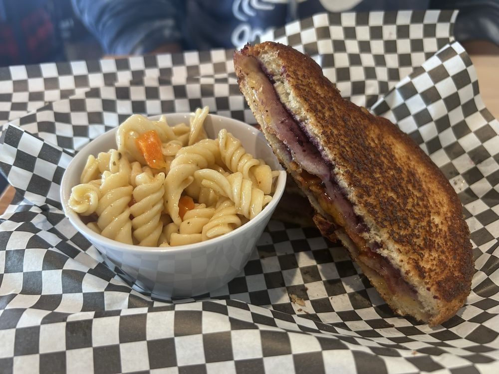 Wildflower Cafe and Bakery Logo