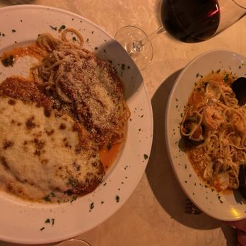 Gino's Vino Osteria - Chicken Parmesan, and shrimp + mussels - Italian Near Me - Austin, Texas
