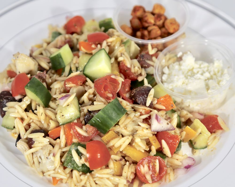 The Hawthorn Tree Logo