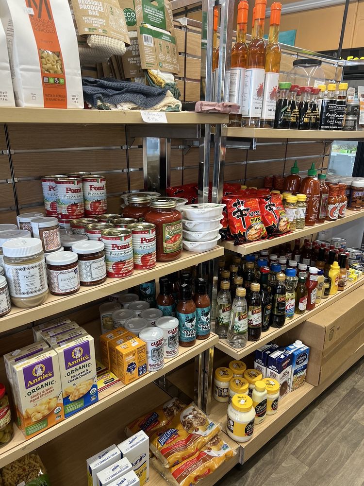 THE VEGGIE BIN Updated September 2024 24 Photos & 24 Reviews 96