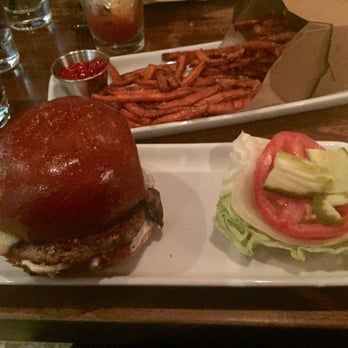25 Degrees - My turkey burger - Burgers Near Me - Los Angeles, California 25 Degrees - My turkey burger - Burgers Near Me - Los Angeles, California