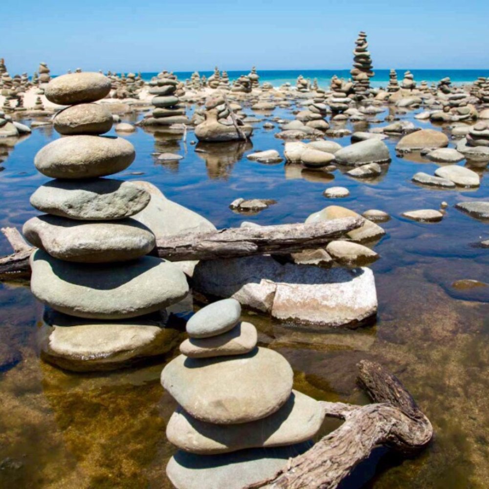 Aussie Melbourne Tours - Stoned beach - Tours Near Me - Melbourne, VIC