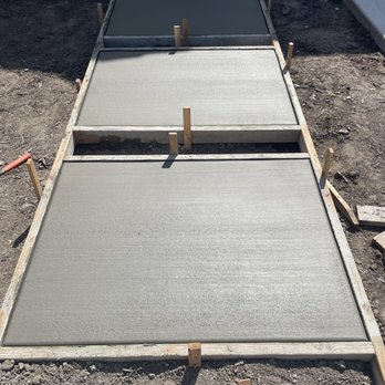 Haro Concrete & Landscaping - 3 concrete pavers - Masonry/Concrete Near Me Haro Concrete & Landscaping - 3 concrete pavers - Masonry/Concrete Near Me