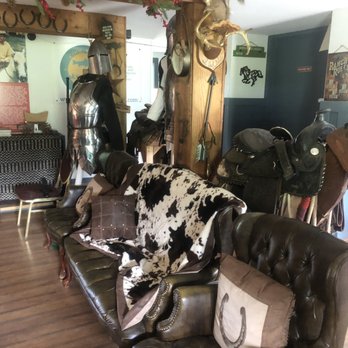The Marriott Ranch Bed and Breakfast - Hotels Near Me - Hume, Virginia