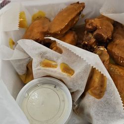 Mike's Hot Wings - 10 piece wings with honey gold sauce.