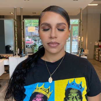 Tamed - Makeup and hair by Reella - Blow Dry/Out Services Near Me - Chicago, Illinois Tamed - Makeup and hair by Reella - Blow Dry/Out Services Near Me - Chicago, Illinois