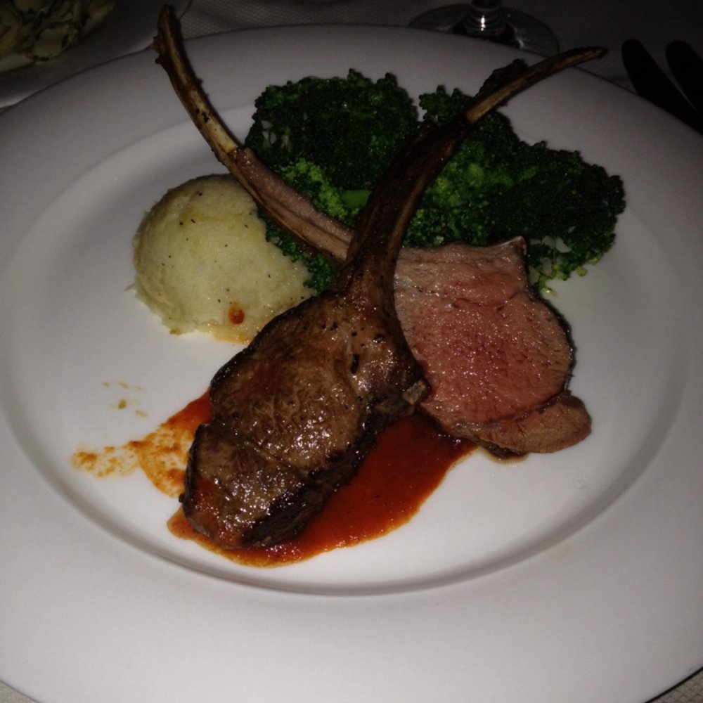 Canyon Ranch Tucson - Lamb with mashed cauliflower  and broccoli - Resorts Near Me - Tucson, Arizona