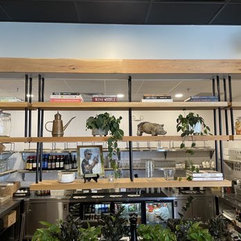 Pizza Barbone - inside vibe - Pizza Near Me - Hyannis, Massachusetts Pizza Barbone - inside vibe - Pizza Near Me - Hyannis, Massachusetts