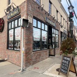 A & F Market - Exterior
