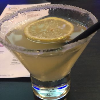 The Rim - Lemon drop martini - American Near Me - Burleson, Texas