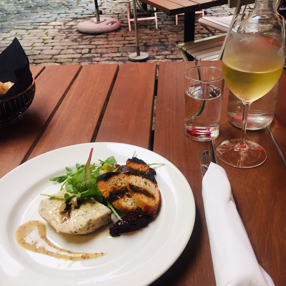 Bleeding Heart Bistro - Truffled chicken starter - French Near Me - London, XGL Bleeding Heart Bistro - Truffled chicken starter - French Near Me - London, XGL