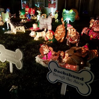 Gemini and Waverly Holiday Lights - Going to the dogs! - Local Flavor Near Me Gemini and Waverly Holiday Lights - Going to the dogs! - Local Flavor Near Me