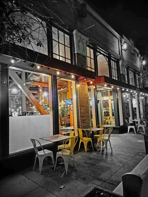 Everett & Jones Barbeque - Broadway by null