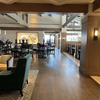 Little America Hotel - Restaurant - Hotels Near Me - Flagstaff, Arizona