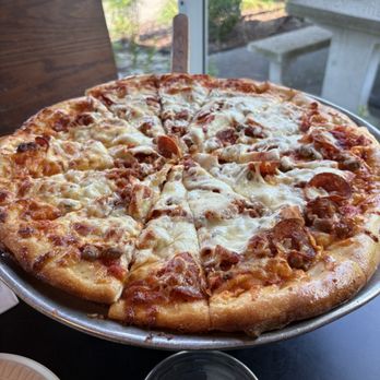 ZwanzigZ Pizza & Brewing - Pizza Near Me - Columbus, Indiana ZwanzigZ Pizza & Brewing - Pizza Near Me - Columbus, Indiana