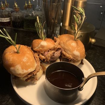 Wolf by Vanderpump at Caesars Republic Lake Tahoe - Prime rib sliders - American Near Me - Stateline, Nevada Wolf by Vanderpump at Caesars Republic Lake Tahoe - Prime rib sliders - American Near Me - Stateline, Nevada