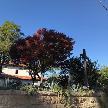 Old Mission Parish - Front of the church with nice landscaping. - Churches Near Me - San Luis Obispo, California Old Mission Parish - Front of the church with nice landscaping. - Churches Near Me - San Luis Obispo, California