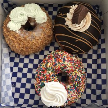DG Doughnuts - Key lime coconut, peanut butter chocolate filled, rainbow sprinkle - Bakeries Near Me - Ocoee, Florida DG Doughnuts - Key lime coconut, peanut butter chocolate filled, rainbow sprinkle - Bakeries Near Me - Ocoee, Florida