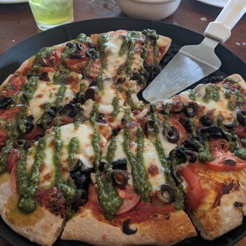St Charles Saloon - medium margherita pizza with black olives subbed for the artichoke hearts - Pizza Near Me - Columbia, California St Charles Saloon - medium margherita pizza with black olives subbed for the artichoke hearts - Pizza Near Me - Columbia, California