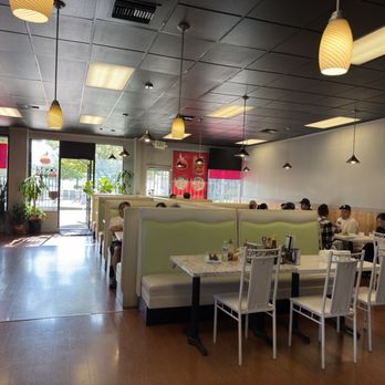 Bo Ne House & More - Resturant interior - Vietnamese Near Me - Seattle, Washington
