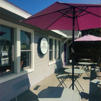 525 COFFEE CO. - Street front entrance - Coffee & Tea Near Me - Fullerton, California