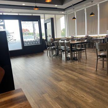 Pho Cali - Dining area - Vietnamese Near Me - Macon, Georgia Pho Cali - Dining area - Vietnamese Near Me - Macon, Georgia