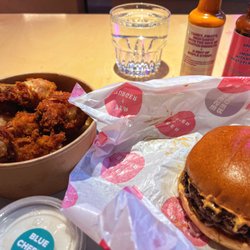 Beer and Burger - Good burger and chicken wings.