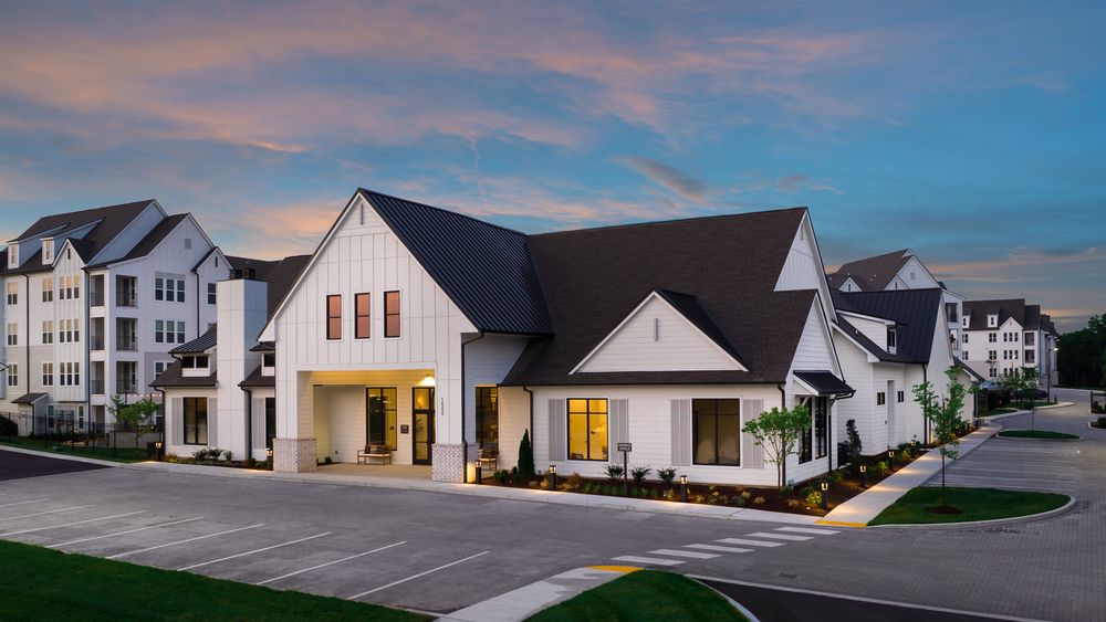 MAXWELL LUXURY APARTMENTS Updated August 2024 23 Photos 1500 Bell