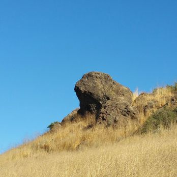 Paradise Falls - Lizard rocks...Lots of tiny lizards. Great view - Hiking Near Me - Thousand Oaks, California