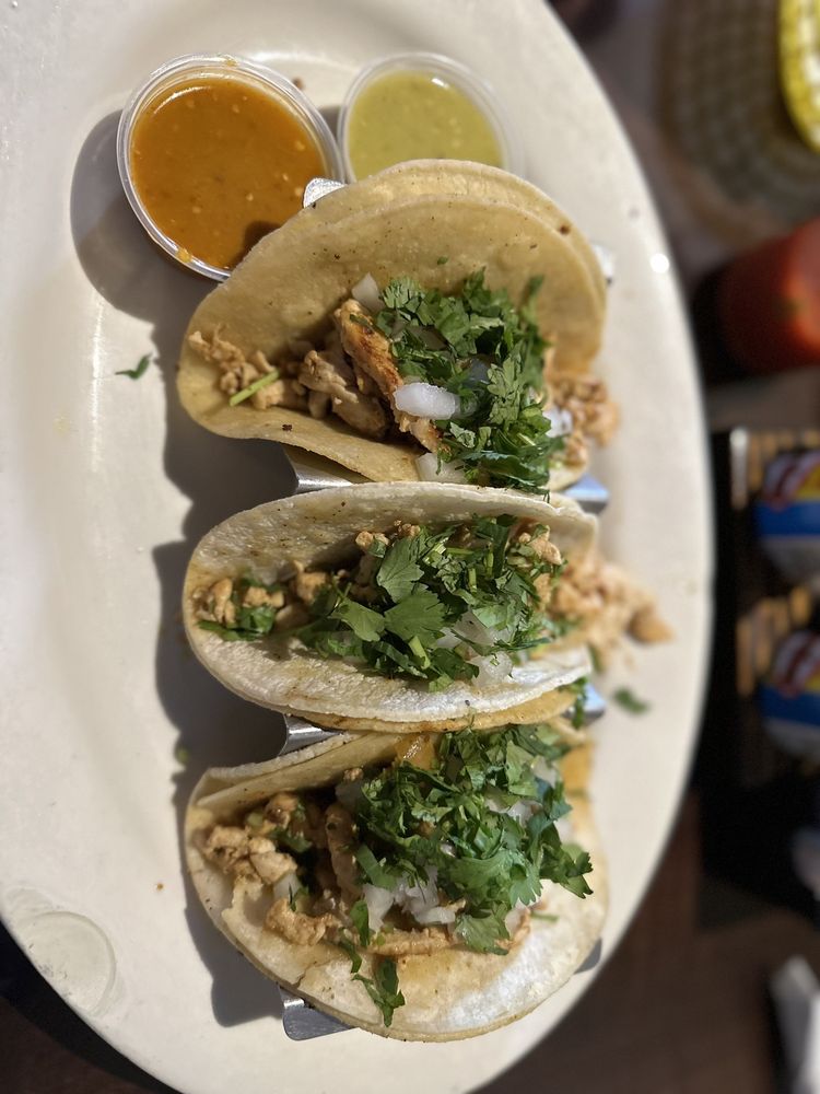 Cocina Mexicana Bar & Grill