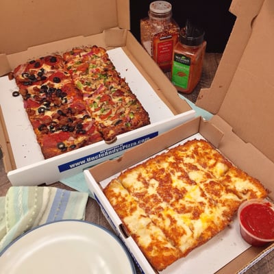 Uncle Andy's Pizza by null