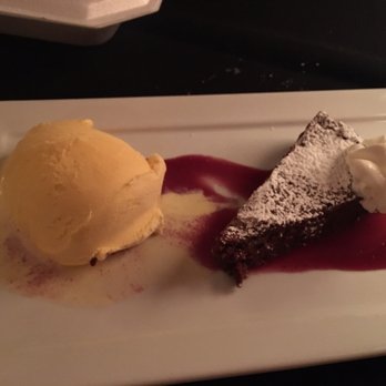 Bijou Bistro - New American Near Me - Eau Claire, Wisconsin
