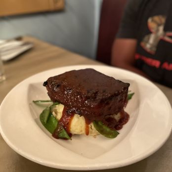 Ducks Grille & Bar - Slow Braised Brisket - American Near Me - Jacksonville, North Carolina Ducks Grille & Bar - Slow Braised Brisket - American Near Me - Jacksonville, North Carolina