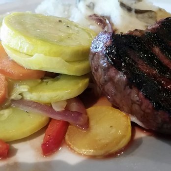 Carlyle Grill - Perfect combination! - American Near Me - Ann Arbor, Michigan Carlyle Grill - Perfect combination! - American Near Me - Ann Arbor, Michigan
