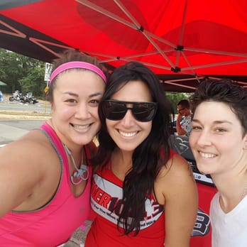 Great Aloha Run, Carole Kai Charities - Ran into my great friend Tantra along the route! What inspiration! - Community Service/Non-Profit Near Me - Honolulu, Hawaii Great Aloha Run, Carole Kai Charities - Ran into my great friend Tantra along the route! What inspiration! - Community Service/Non-Profit Near Me - Honolulu, Hawaii