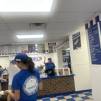 Handel's Homemade Ice Cream - Ice Cream & Frozen Yogurt Near Me - Plano, Texas Handel's Homemade Ice Cream - Ice Cream & Frozen Yogurt Near Me - Plano, Texas