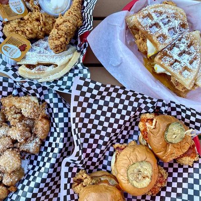 moms chicken and waffles by null