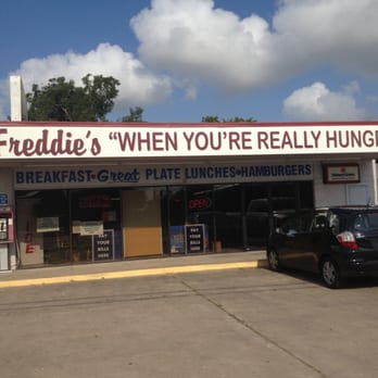 Freddie's - Freddie's storefront - Burgers Near Me - Wharton, Texas