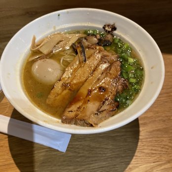 Senshi Ramen - Black garlic with charsu - Ramen Near Me - New York, New York Senshi Ramen - Black garlic with charsu - Ramen Near Me - New York, New York
