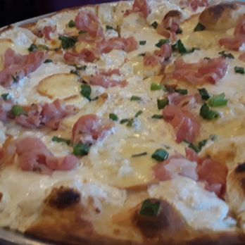 Juliana's - Pizza #1 - Pizza Near Me - Brooklyn, New York Juliana's - Pizza #1 - Pizza Near Me - Brooklyn, New York