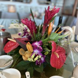 Absolute Elegance - Table arrangement